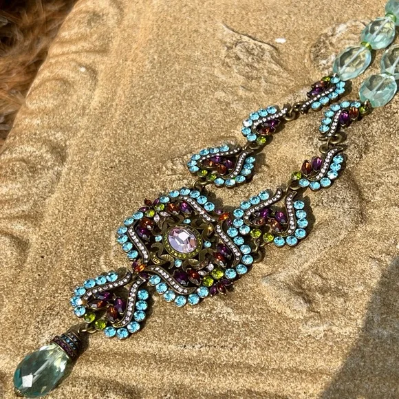 Heidi Daus Dramatic Swarovski Crystal Necklace - Picture 14 of 14